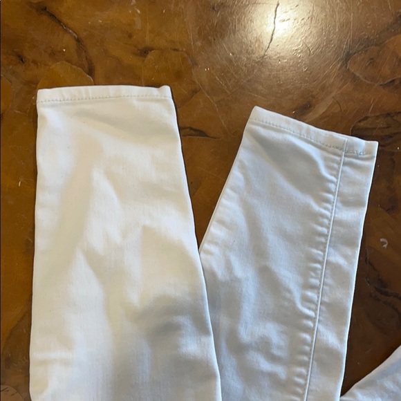 Cream coloured soft denim pant - Picture 3 of 5